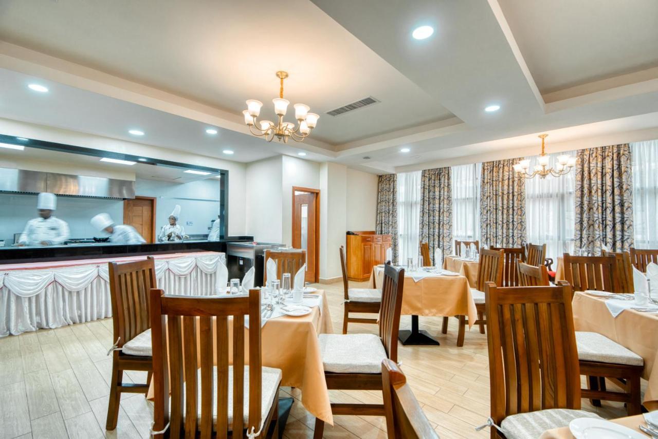 Kibo Palace Hotel موشي المظهر الخارجي الصورة